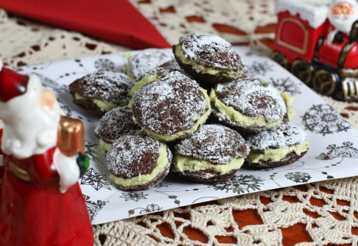 <h1>DIÓCSKÁK</h1>-