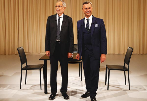 <h1>A december 4-i osztrák elnökválasztás jelöltjei, Van der Bellen zöldpárti, az összes demokratikus párt, és Hofer, a szélsőjobboldal jelöltje - Heinz Peter Bader, Reuters</h1>-